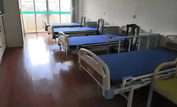 本宫有点烦